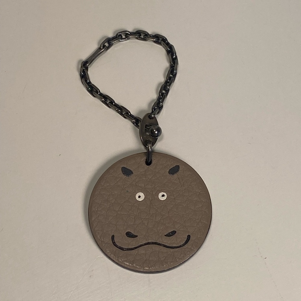 HERMÈS RARE Hippo Leather Bag Charm Limited Edition - Picture 4 of 7